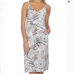 1. State Palm Leaf Print Dress XS EUC